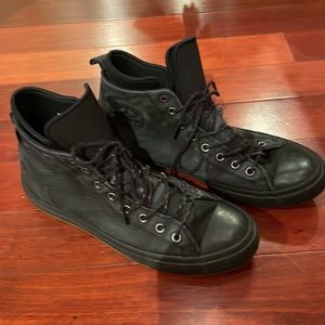 Men’s Chuck Taylor Converse Waterproof Sneaker- Size 12